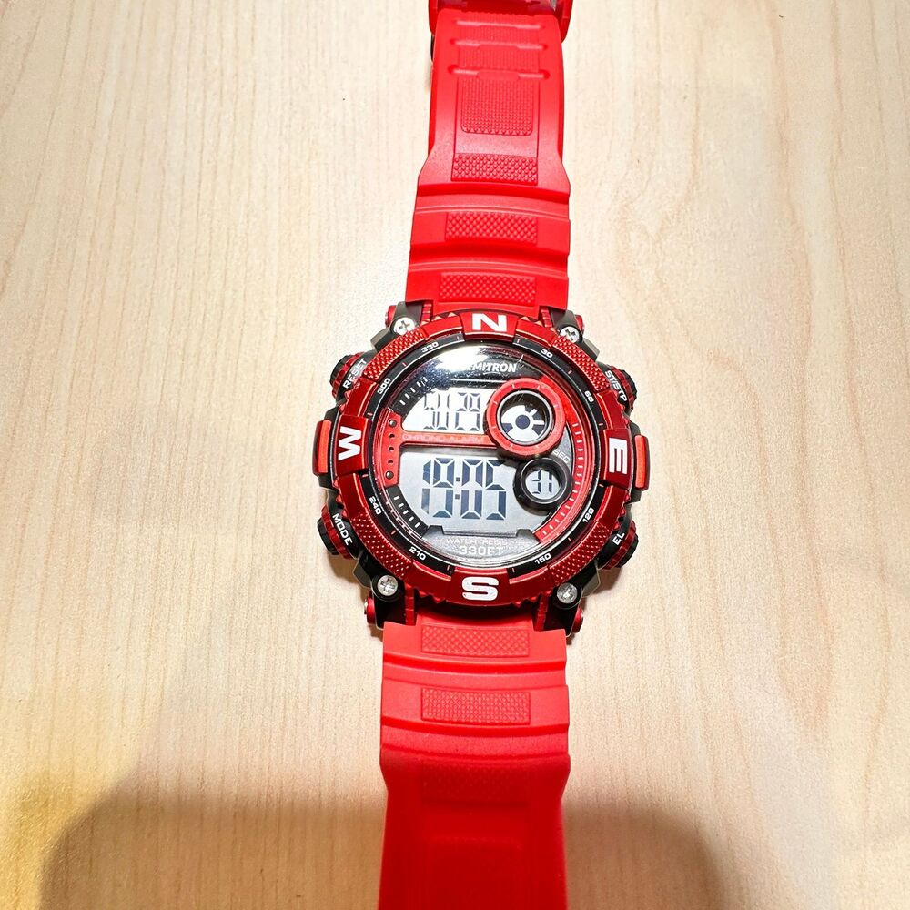 Armitron Watch - Picture 12 of 12